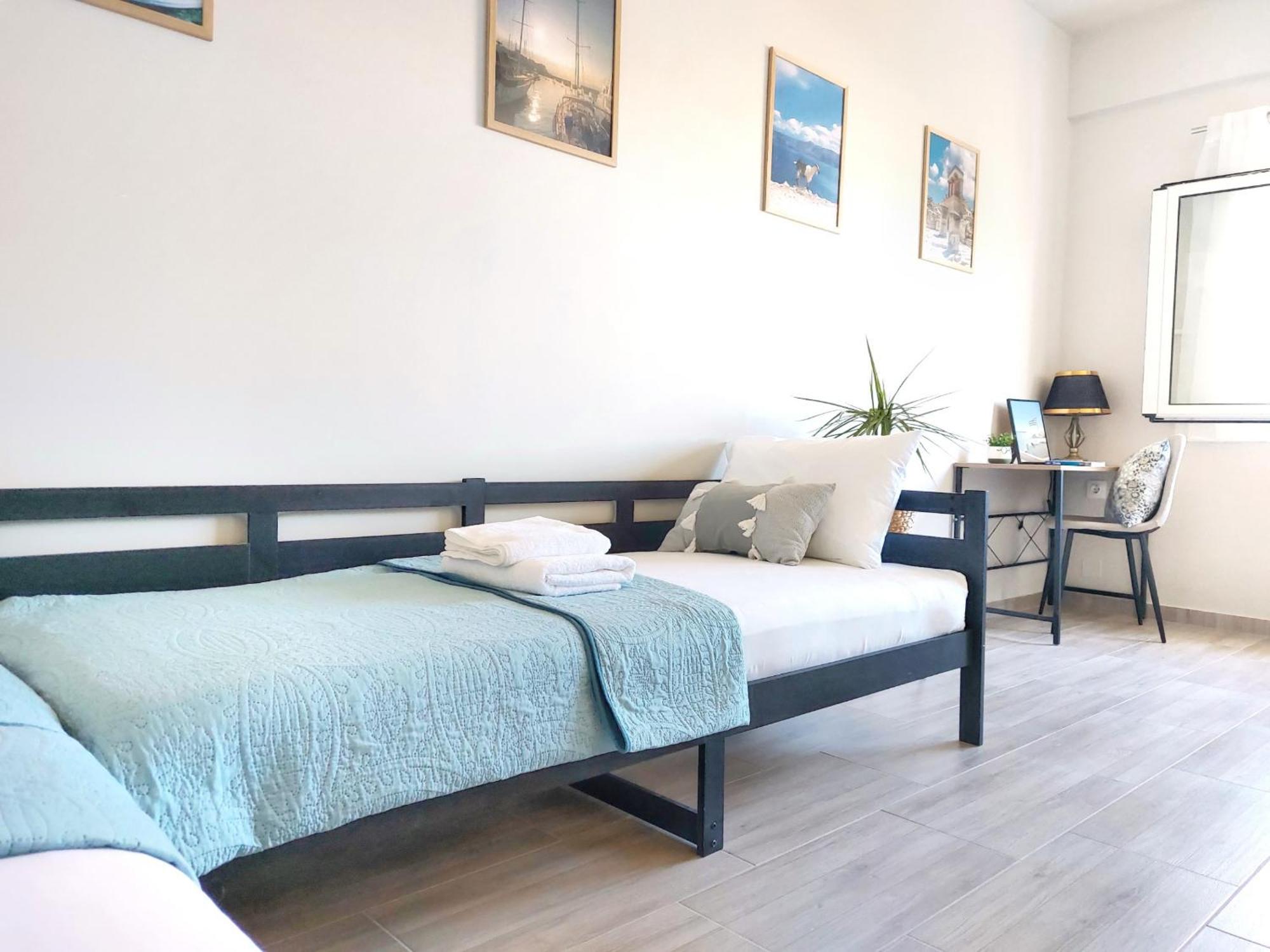Holiday House Heraklion Deluxe ภายนอก รูปภาพ