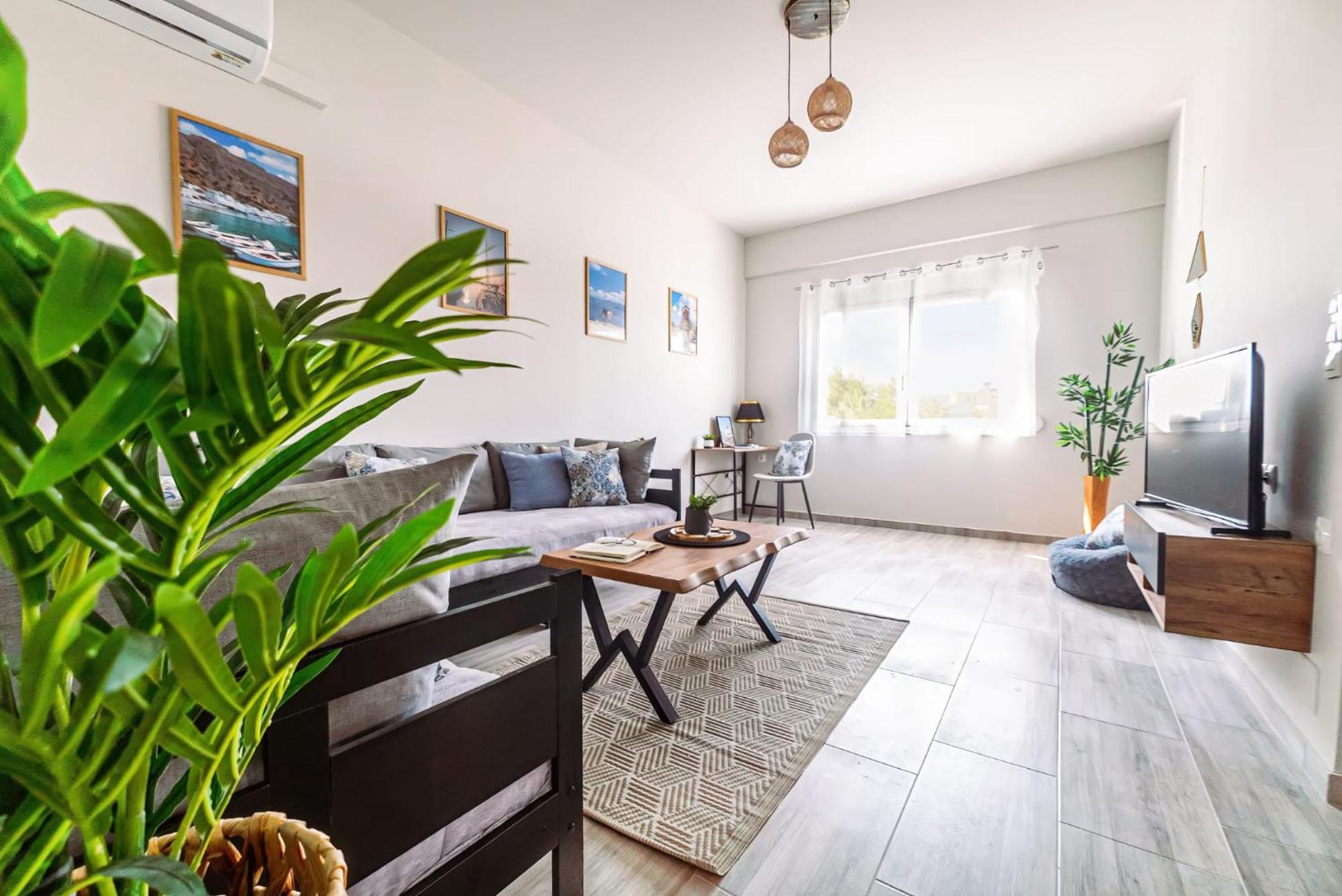 Holiday House Heraklion Deluxe ภายนอก รูปภาพ