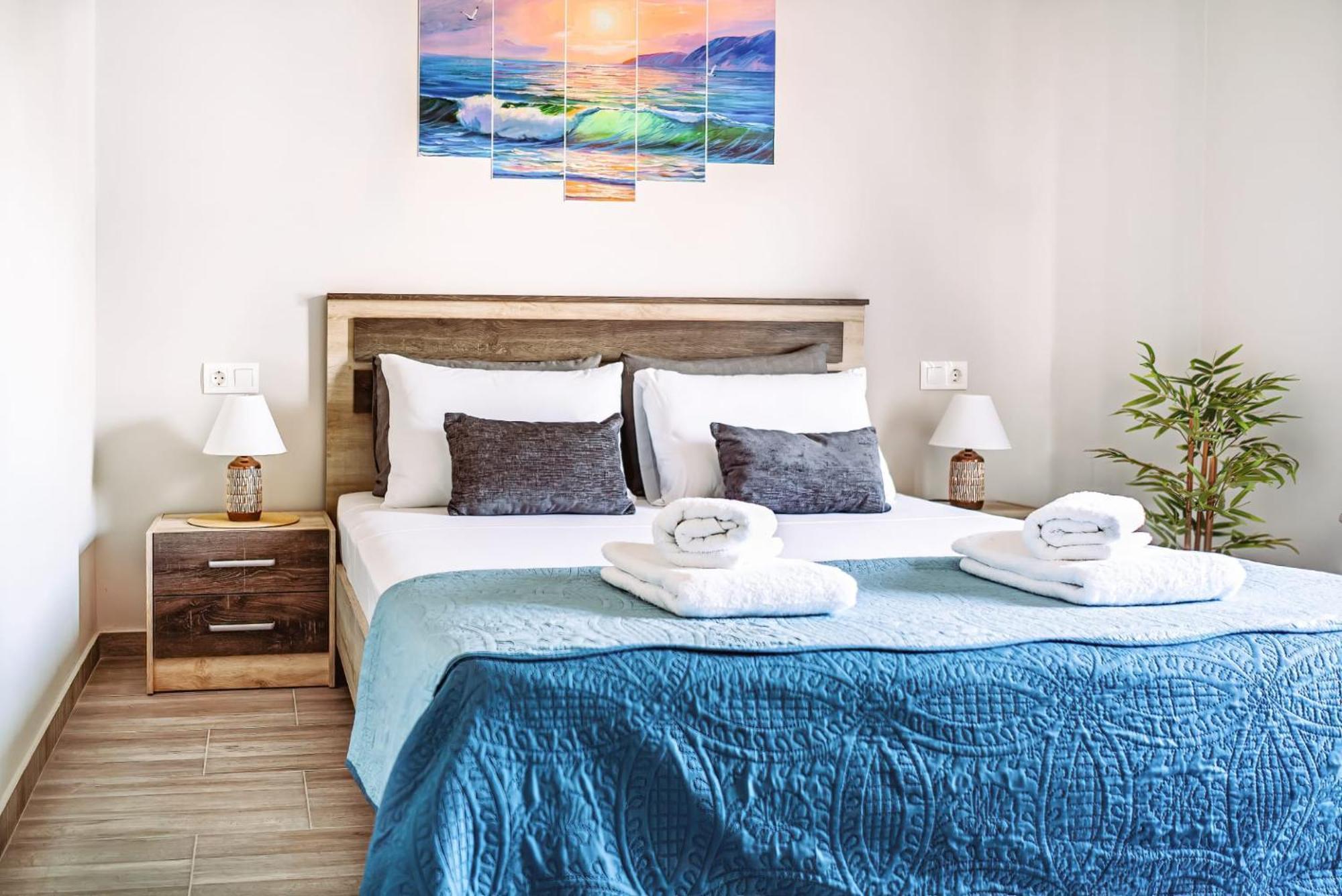 Holiday House Heraklion Deluxe ภายนอก รูปภาพ