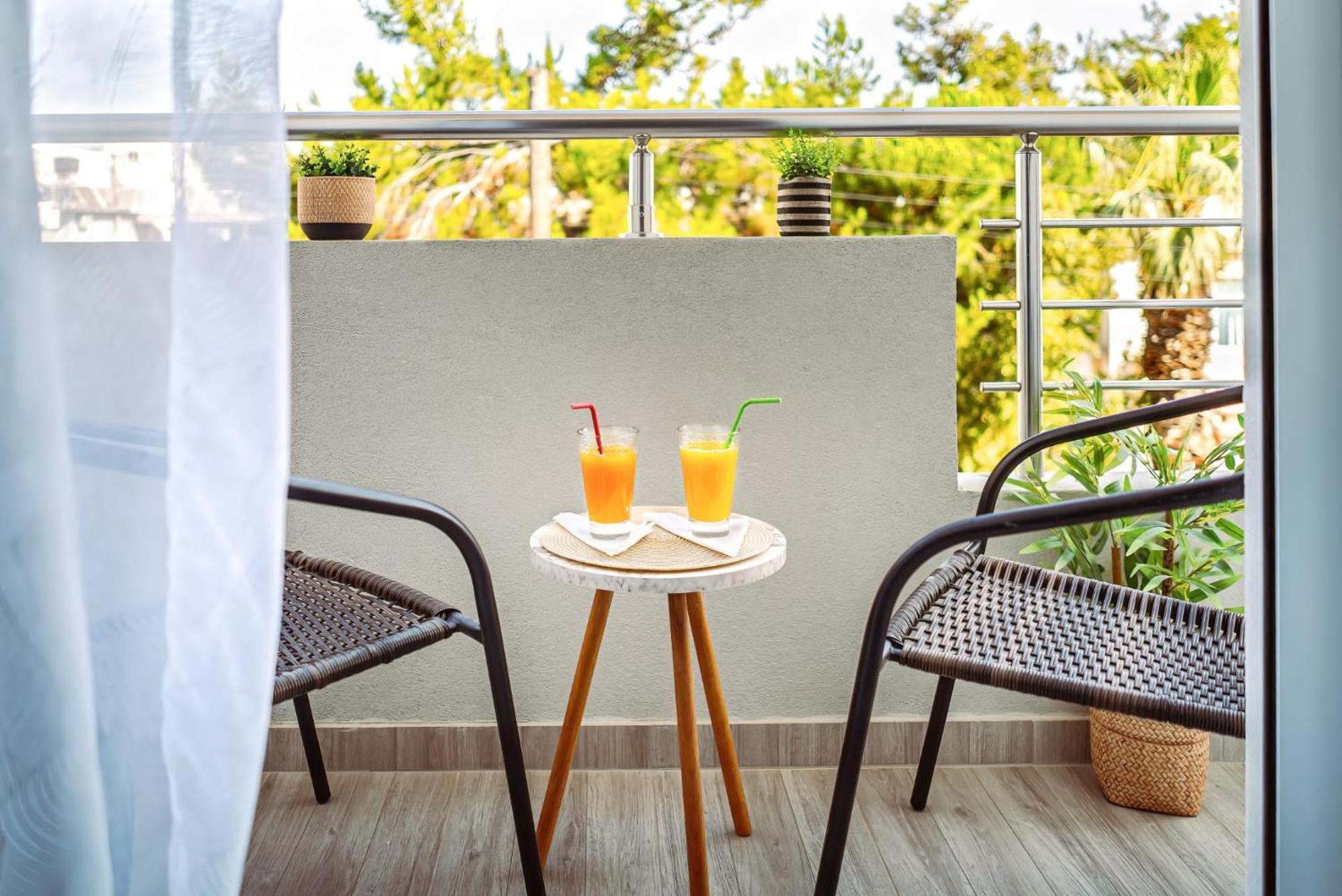 Holiday House Heraklion Deluxe ภายนอก รูปภาพ